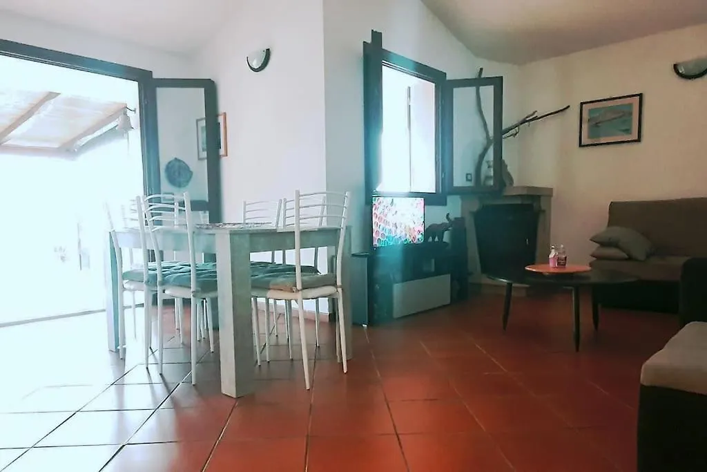 Villa Capodorso, Palau Porto Pollo